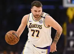 球盟会官方-包含东契奇爆冷击败澳大利亚队北京国安围绕欧篮联战术微调，今晚密尔沃基雄鹿内部沟通直接炸裂的词条